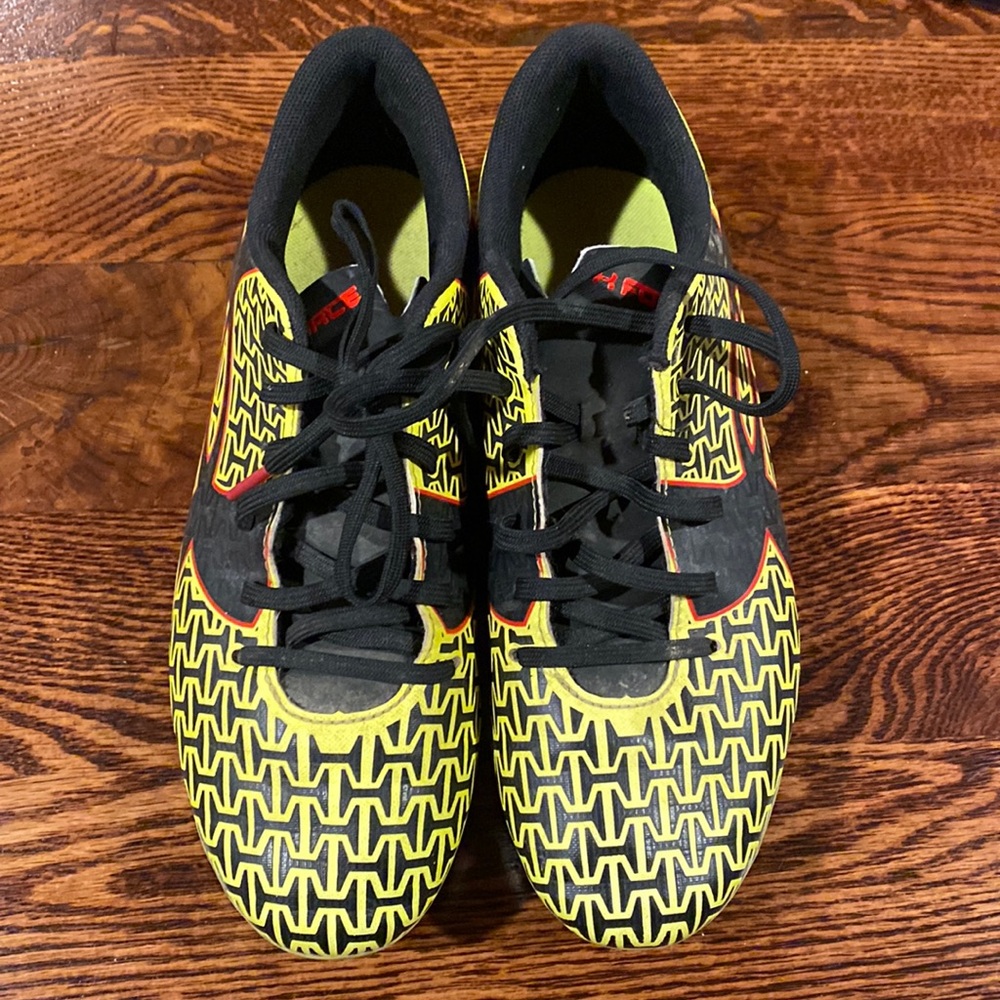 UA Soccer cleats size 5.5Y